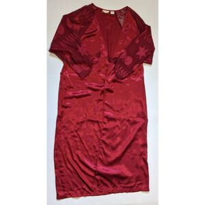 Vintage Victoria Secret Size M/L Red Silky Polyester Long Sleepwear House Robe